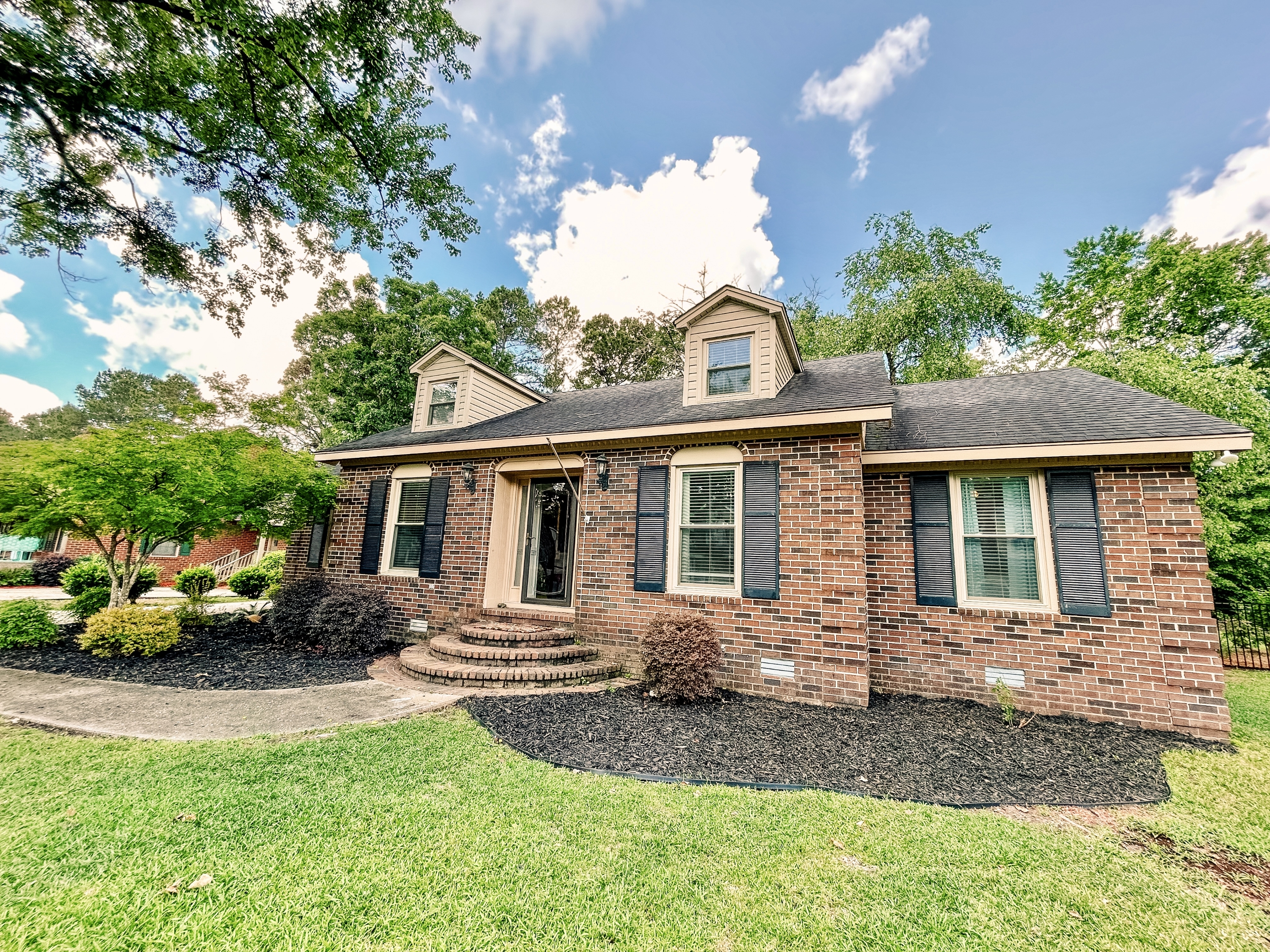 619 Boone Circle
