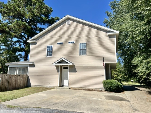 1511 Bridgewood Drive