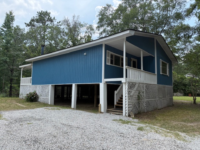 910 Roundtree Road