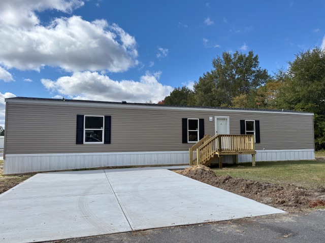 549 Canterbury Court